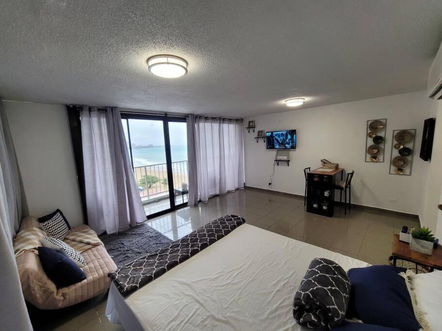 Coral Beach Studio W/ Ocean View San Juan Kültér fotó